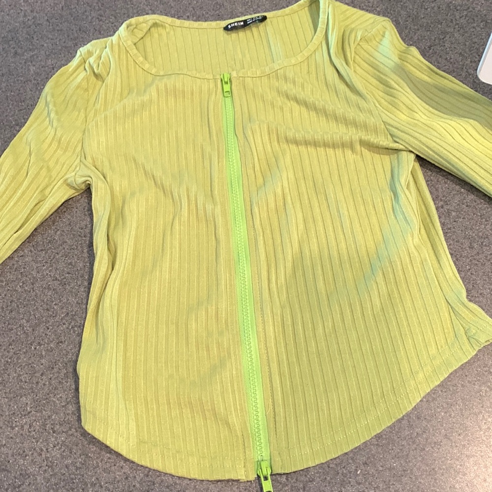 Green zip up long sleeve